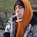 Знакомства: Илья, 18 лет, Новочеркасск
