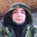 Знакомства: Karim, 30 лет, Новошахтинск