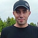 Знакомства: Олег, 31 год, Оренбург