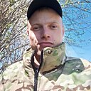 Знакомства: Александр, 28 лет, Карпинск