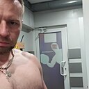 Знакомства: Максим, 41 год, Луганск