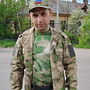 Знакомства: Евгений Иванов, 37 лет, Луга