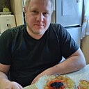Знакомства: Роман, 39 лет, Ульяновск
