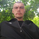 Знакомства: Максим, 32 года, Уральск