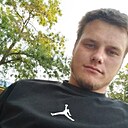 Знакомства: Андрей, 23 года, Миллерово