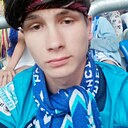 Знакомства: Иван, 19 лет, Волхов