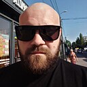 Знакомства: Олег, 30 лет, Новомосковск