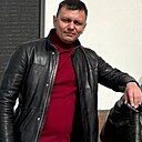 Знакомства: Евгений, 35 лет, Альметьевск