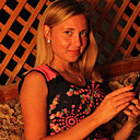 Знакомства: Карина, 32 года, Харцызск
