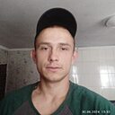 Знакомства: Кирилл, 22 года, Шахтерск