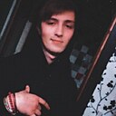 Знакомства: Кирилл, 19 лет, Новодвинск