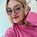 Знакомства: Ксения, 28 лет, Новосибирск