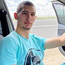 Знакомства: Андрей, 23 года, Миасс