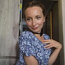 Знакомства: Елена, 26 лет, Шахты