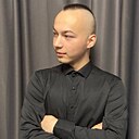 Знакомства: Виктор, 19 лет, Елизово