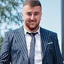 Знакомства: Руслан, 30 лет, Макаров