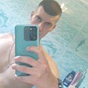 Знакомства: Арсений, 23 года, Абинск