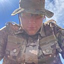 Знакомства: Валера, 21 год, Алчевск