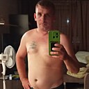 Знакомства: Артём, 42 года, Междуреченск