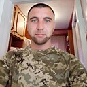 Знакомства: Толик, 36 лет, Николаев