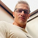 Знакомства: Cristian Brd, 44 года, București