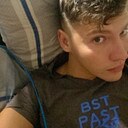 Знакомства: Владимир, 24 года, Алдан