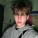 Знакомства: Максим, 18 лет, Екатеринбург