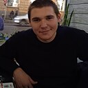 Знакомства: Максим, 23 года, Павлоград