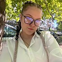 Знакомства: Ника, 19 лет, Уссурийск