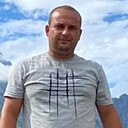 Знакомства: Юра, 32 года, Моздок