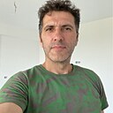 Знакомства: Bogdan, 43 года, București