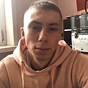 Знакомства: Максим, 23 года, Сызрань