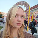 Знакомства: Полина, 19 лет, Москва