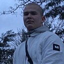 Знакомства: Владислав, 22 года, Симферополь