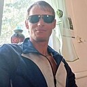 Знакомства: Артём, 37 лет, Домбаровский