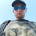 Знакомства: Илья, 29 лет, Добруш