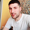 Знакомства: Damir, 29 лет, Бердск