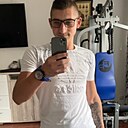 Знакомства: George, 26 лет, Găeşti