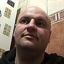 Знакомства: Adrian, 44 года, Brașov