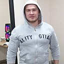 Знакомства: Роман, 34 года, Мыски