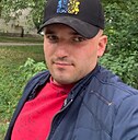 Знакомства: Димон, 32 года, Винница