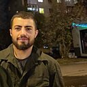 Знакомства: Khizer, 28 лет, Екатеринбург