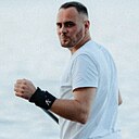 Знакомства: Коля, 35 лет, Круглое