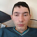 Знакомства: Florin Grozavu, 23 года, Buzău