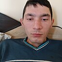 Знакомства: Florin Grozavu, 24 года, Buzău