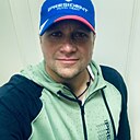 Знакомства: Денис, 43 года, Тюмень