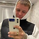 Знакомства: Максим, 23 года, Саяногорск