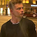 Знакомства: Максим, 20 лет, Малоярославец