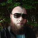 Знакомства: Артём, 37 лет, Ставрополь