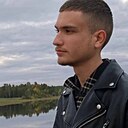 Знакомства: Анатолий, 20 лет, Макинск